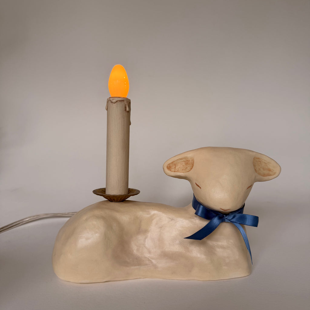 Matte Lamb Lamp