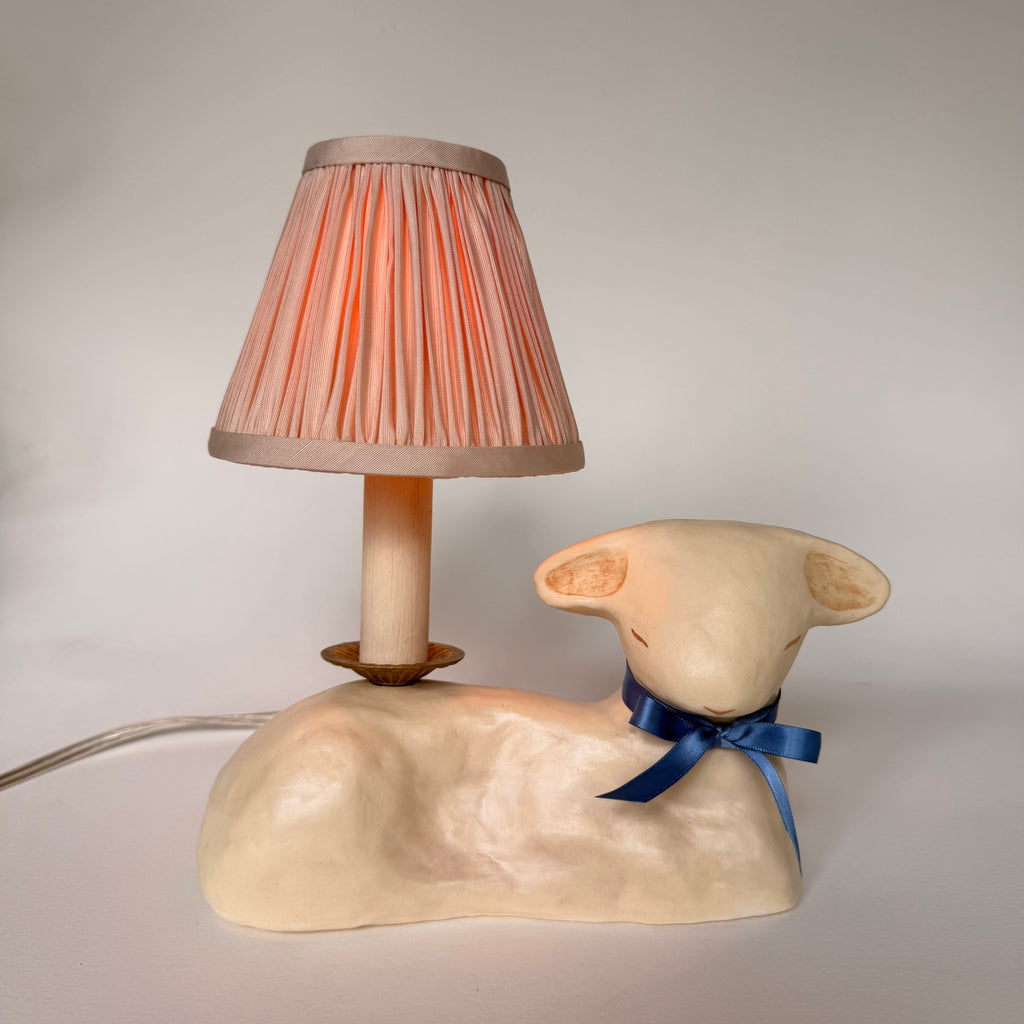 Matte Lamb Lamp