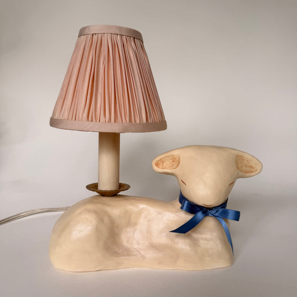 Matte Lamb Lamp