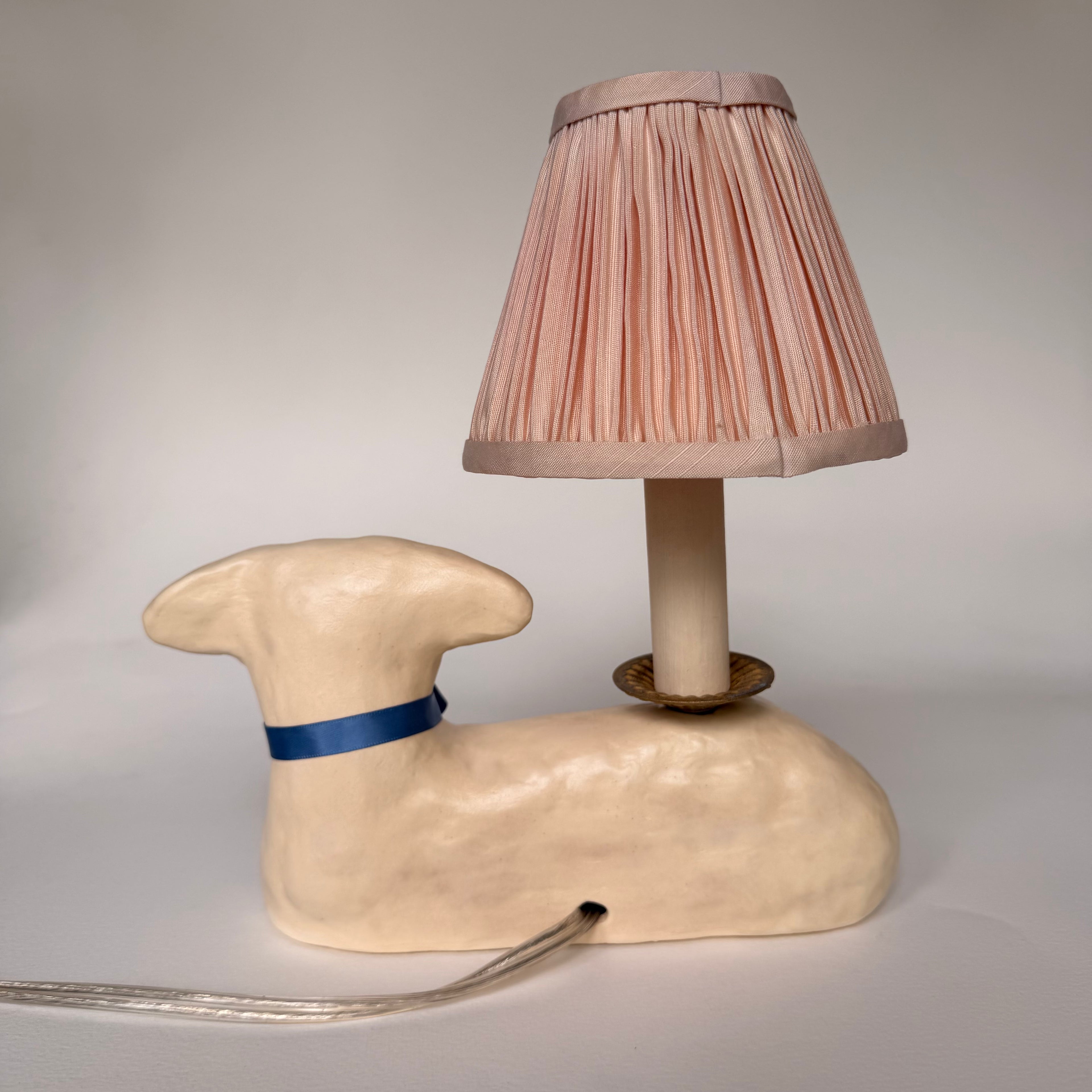 Matte Lamb Lamp