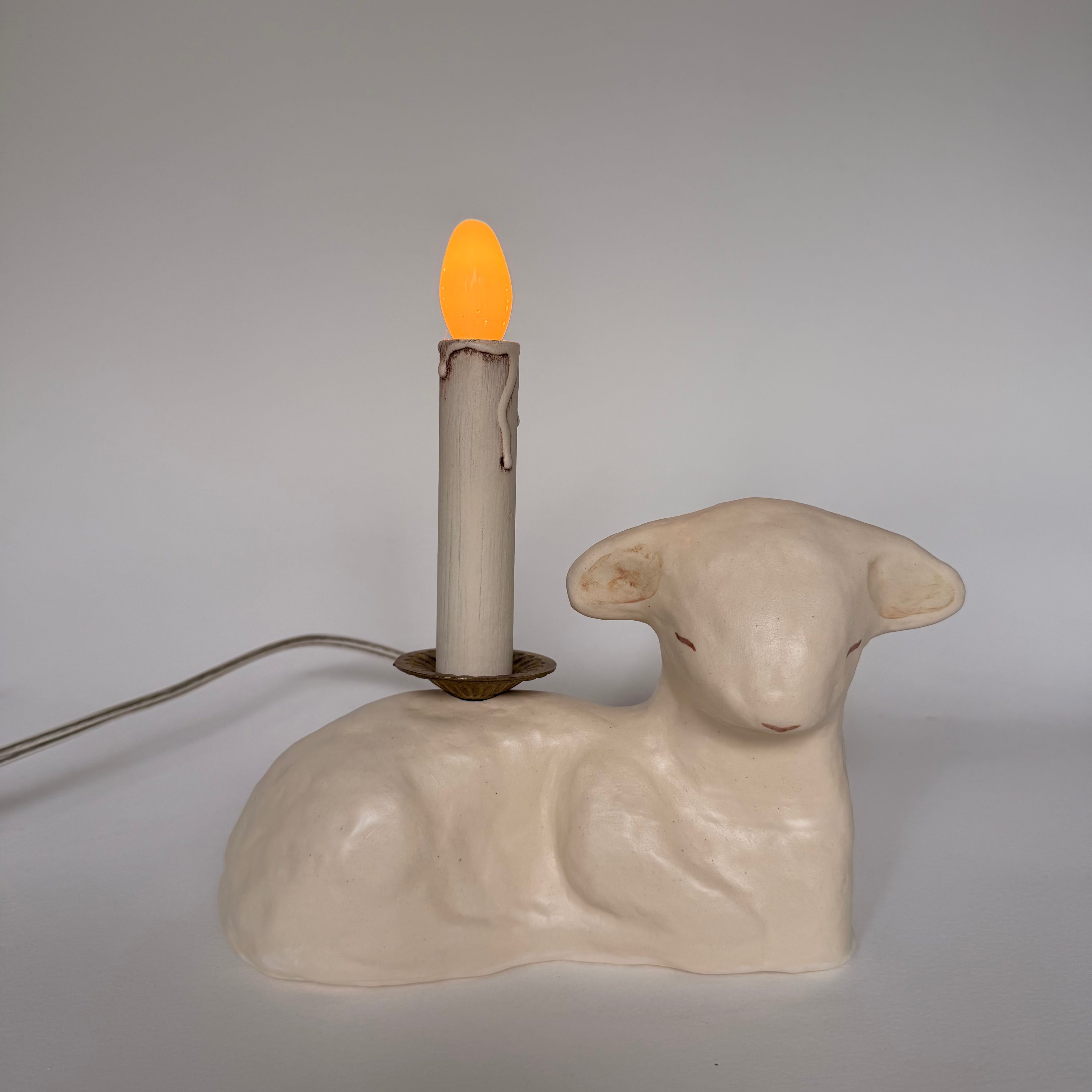 Matte Lamb Lamp