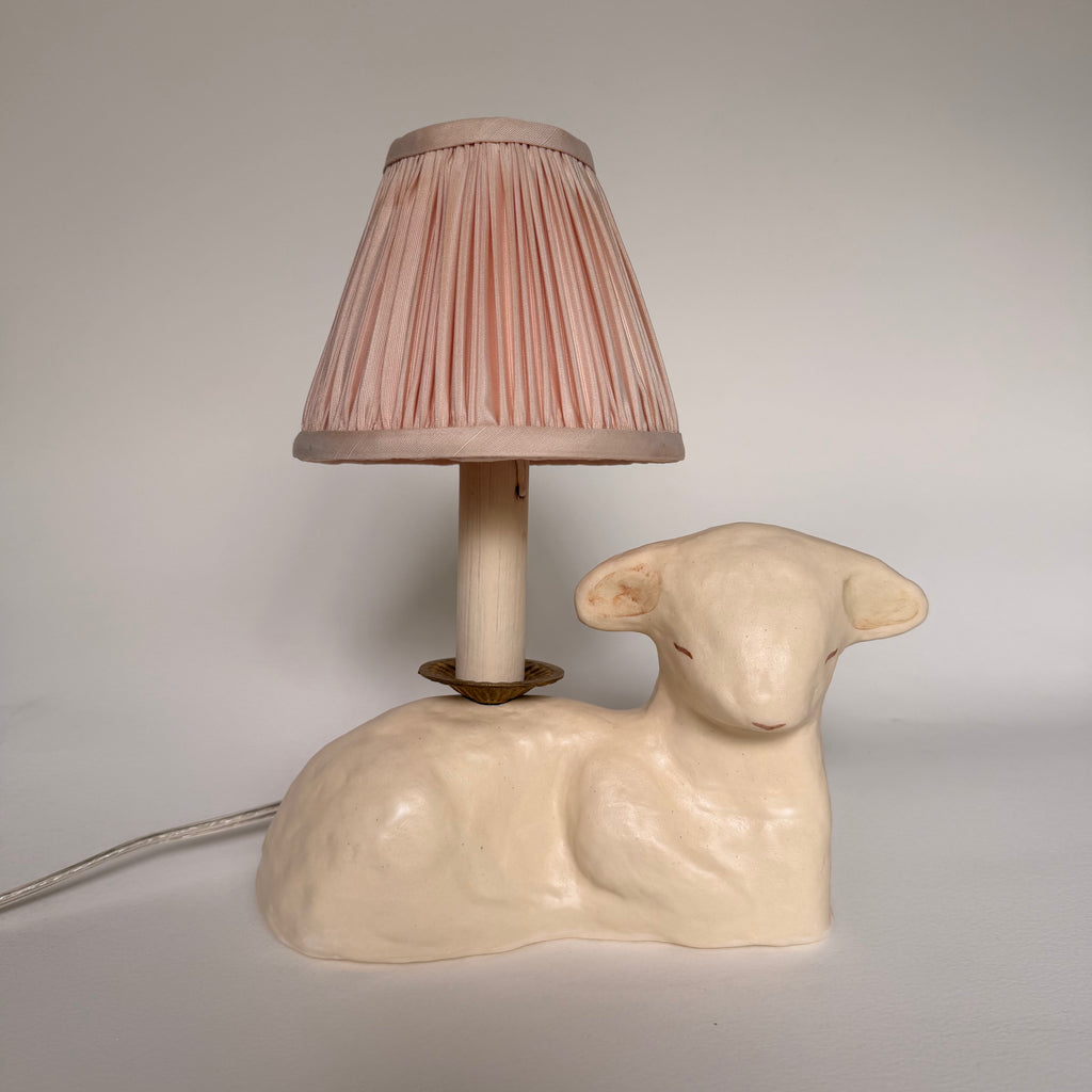Matte Lamb Lamp